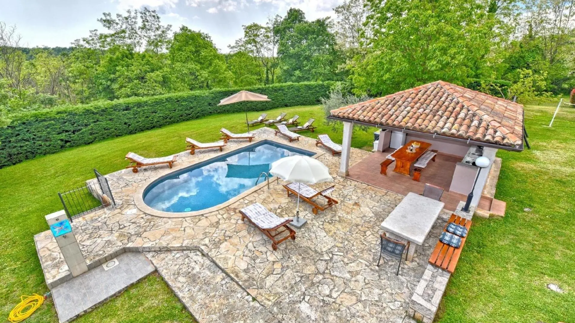 Dom wakacyjny Ferienhaus Mit Privatpool Fuer 12 Personen Ca 120 Qm In Jakovici, Istrien Binnenland Von Istrien Tinjan